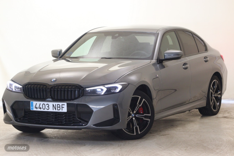 BMW Serie 3 330e PHEV PACK M PRO 4P - Foto 1