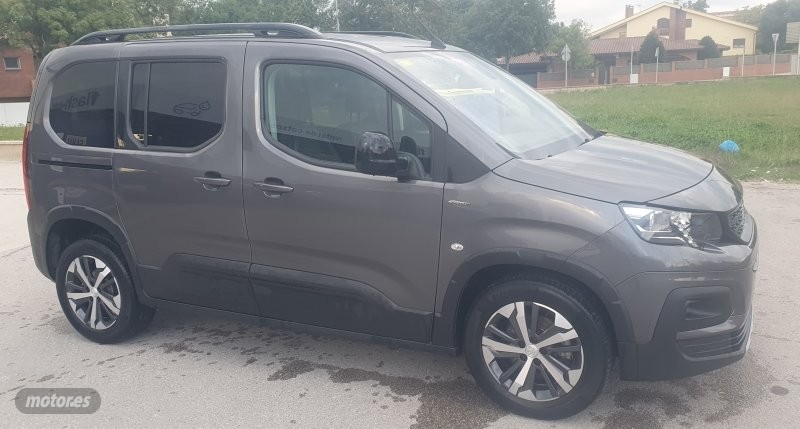 Peugeot Rifter - foto 3