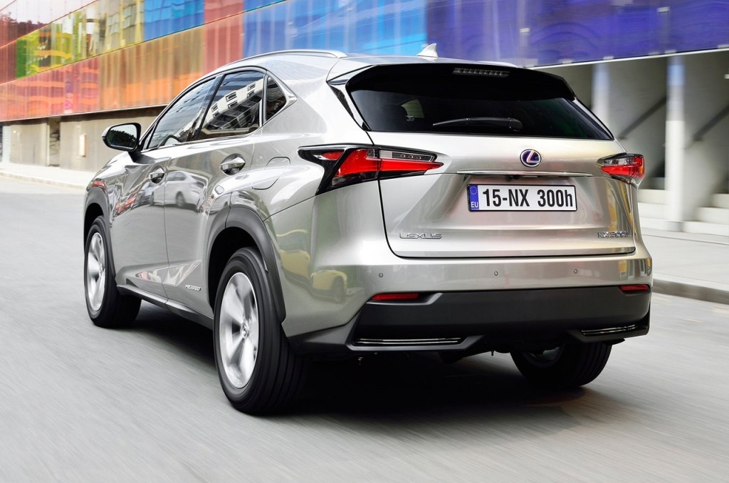 Ficha técnica Lexus NX 300h 4WD Executive Motor.es Ficha técnica Lexus NX 300h 4WD Executive Motor.es