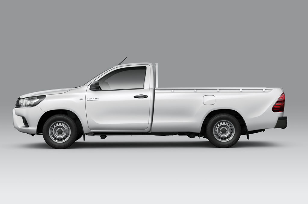 Ficha técnica Toyota Hilux Cabina Simple 2.4 Diésel GX Motor.es