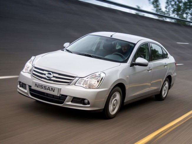 Nissan almera g11