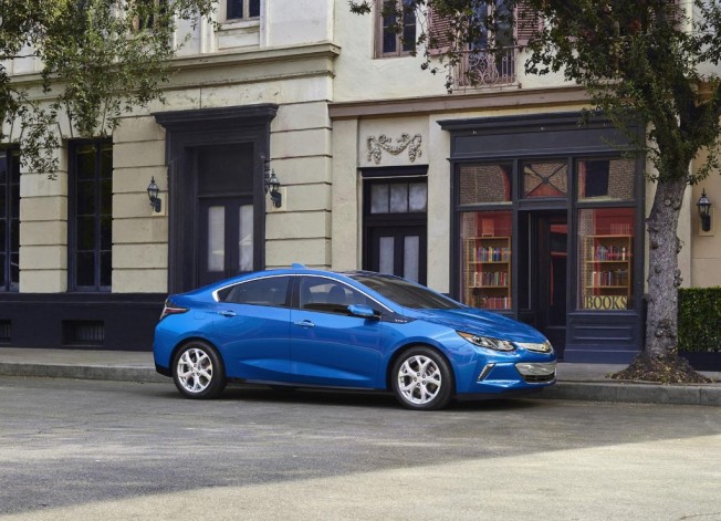 chevrolet-volt-2016-201519569_5.jpg
