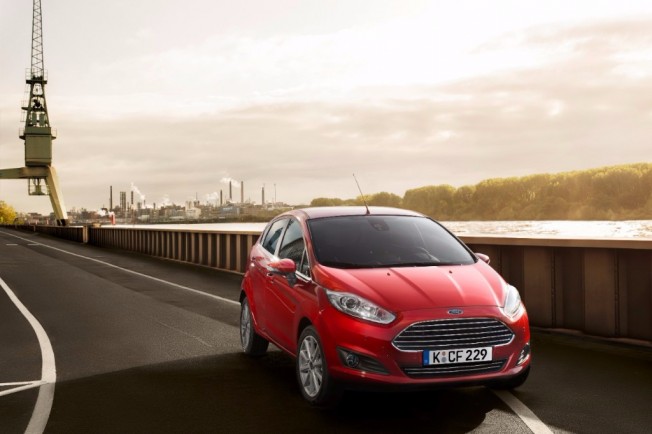 Ford Fiesta 2015 Mejorando Lo Presente Junto A Un Econetic De Bajo