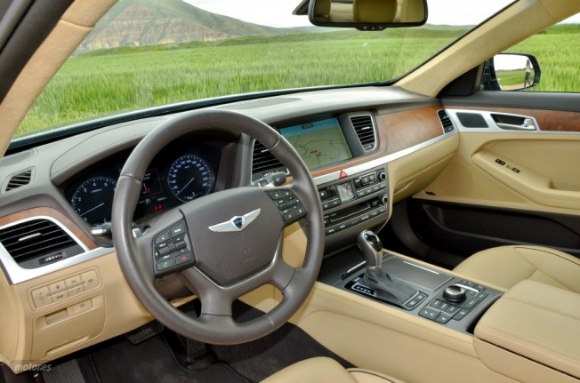 Prueba Hyundai Genesis: Accionar, conclusiones y opinión (parte III) 3 Prueba Hyundai Genesis: Accionar, conclusiones y opinión (parte III)