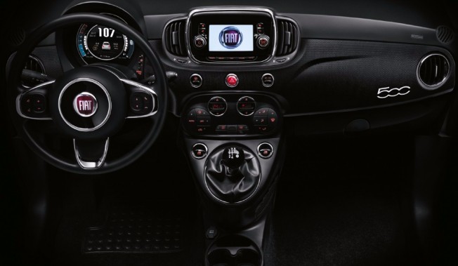 Mopar diseña más de 100 accesorios para el Fiat 500 2015