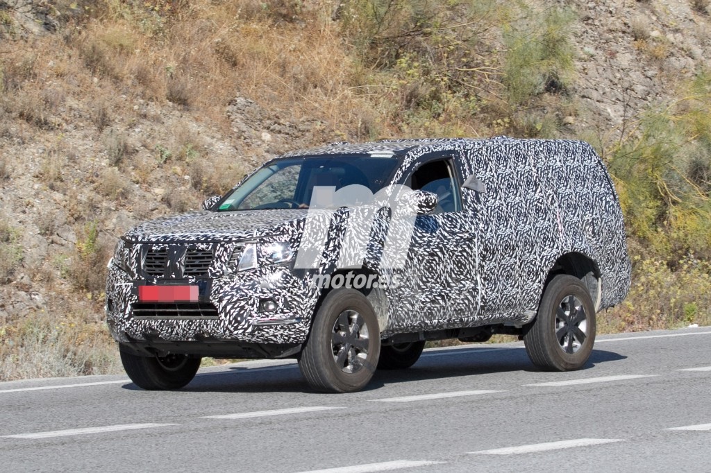 El nuevo Nissan Pathfinder 2018 de pruebas por Europa ...