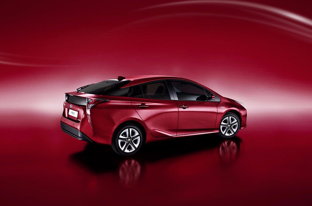 Toyota Prius 2017 Ya A La Venta En España Con Interesantes Toyota Prius 2017 Ya A La Venta En España Con Interesantes Novedades Tecnológicas Motor Es
