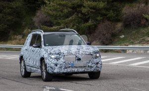 El nuevo Mercedes GLB cazado durante sus pruebas