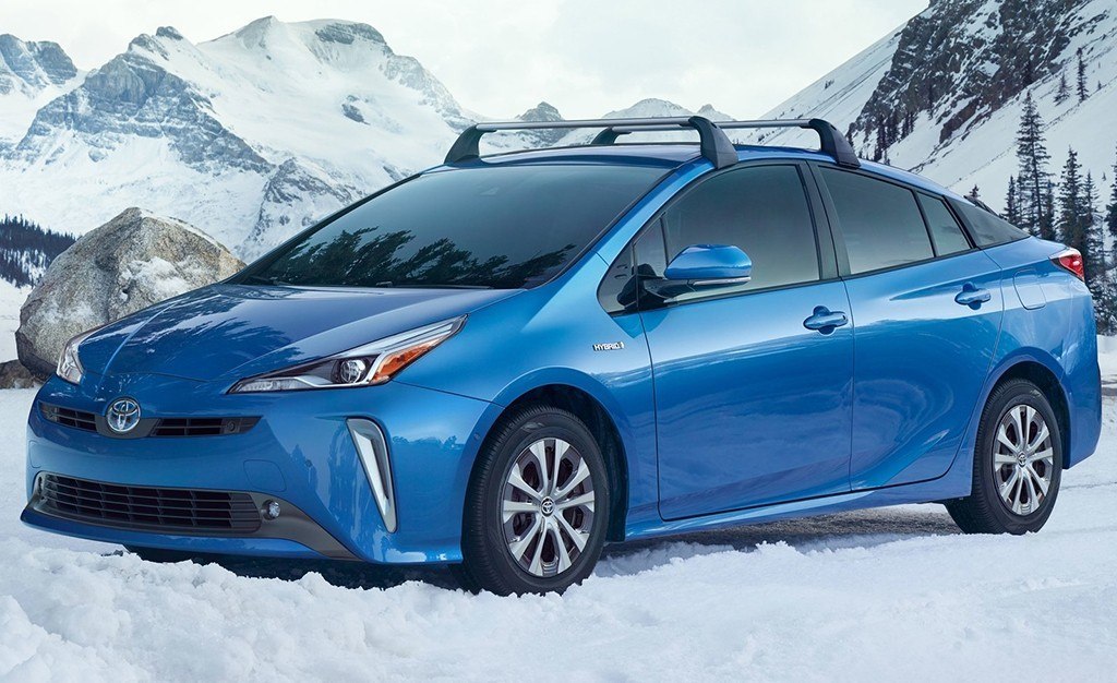 Toyota prius precio