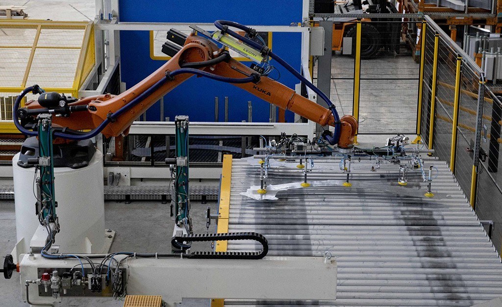 Seat Anuncia Una Importante Inversion En Su Fabrica De Barcelona Motor Es