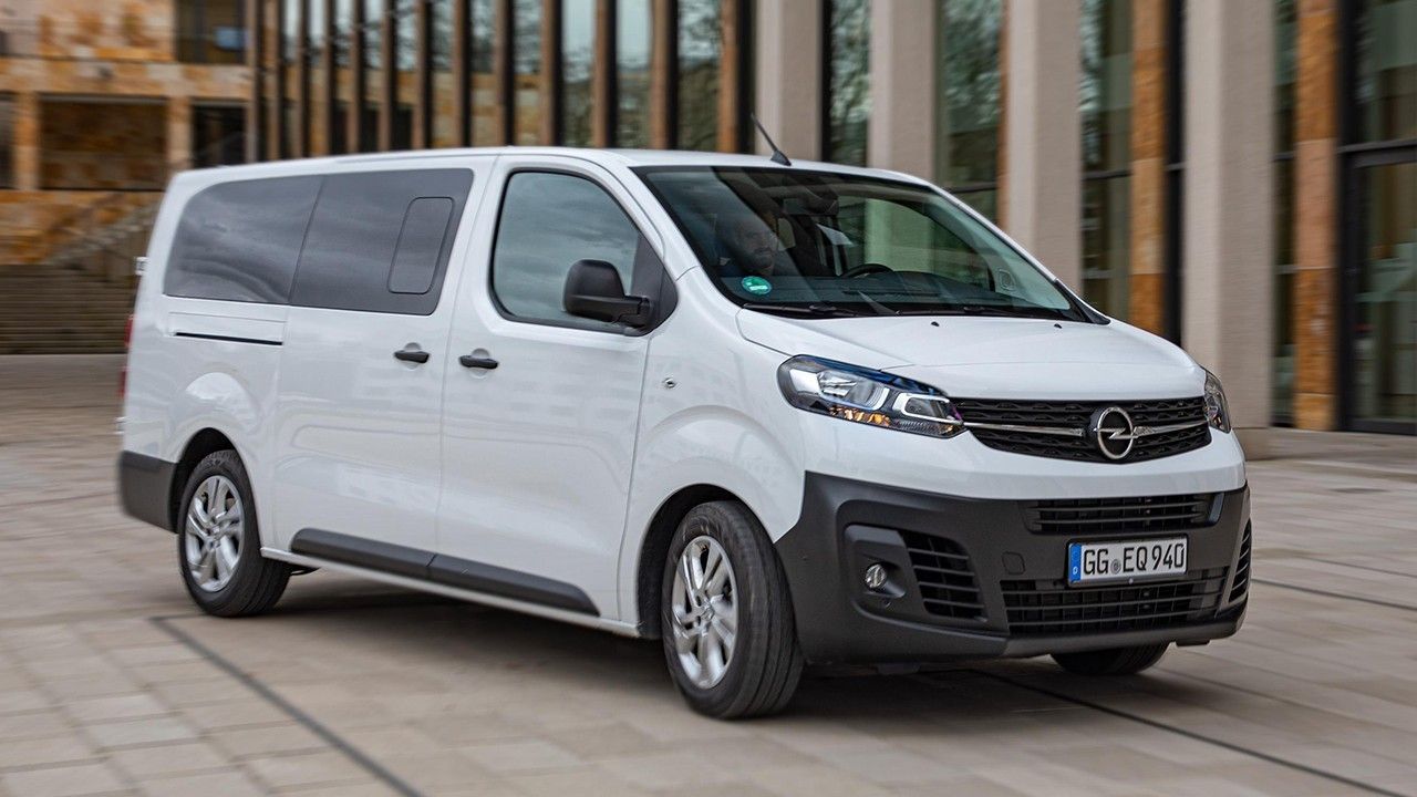 Opel Vivaro Combi 2020, el equilibrio entre el mundo laboral y familiar -  Motor.es