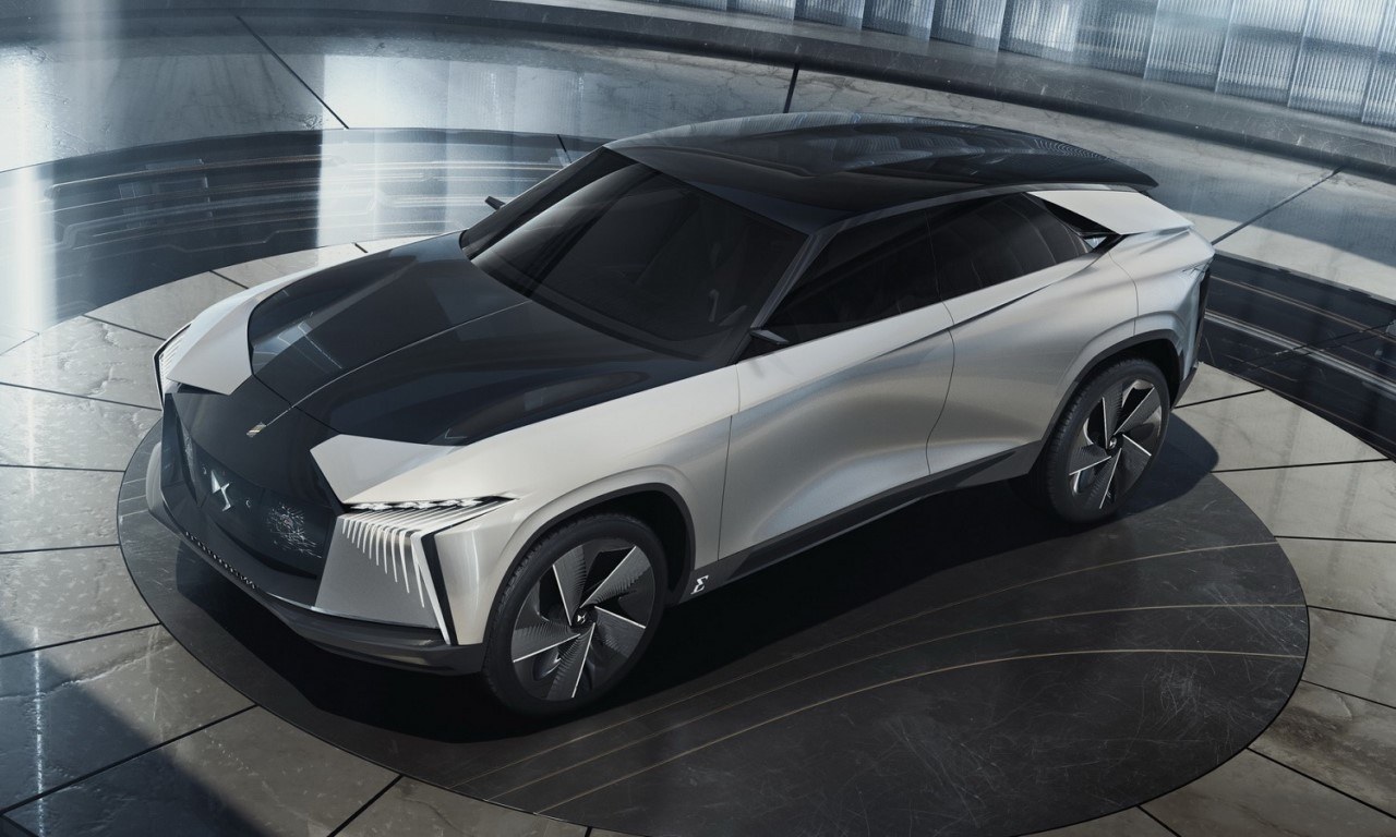 El DS 8 Crossback ETENSE llegará en 2024, un SUV eléctrico de lujo