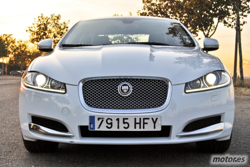 Jaguar XF 2.2 Gasoil 190 CV Premium Luxury. Un felino muy elegante y refinado 2 Jaguar XF