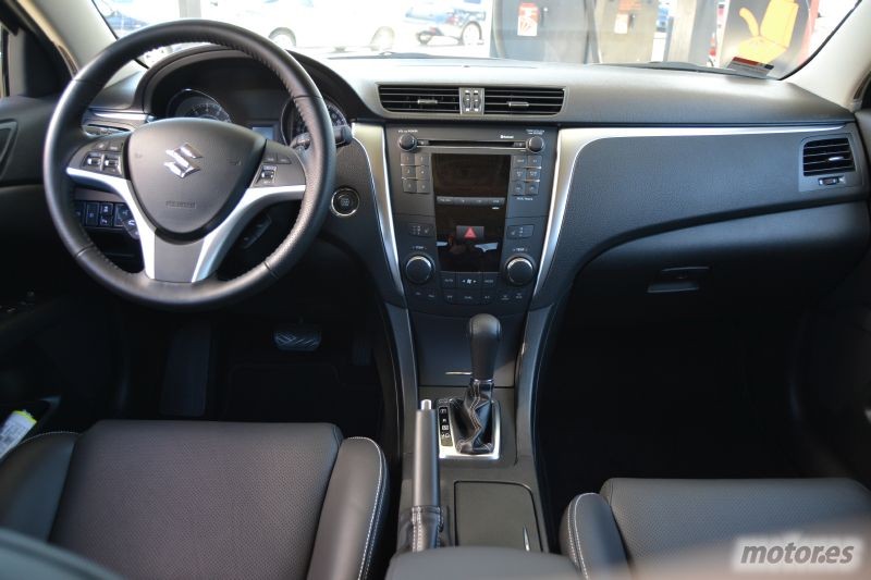 Interior Suzuki Kizashi Interior Suzuki Kizashi