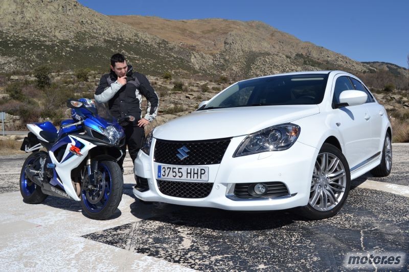 Suzuki Kizashi y Suzuki GSXR600 Suzuki Kizashi y Suzuki GSXR600