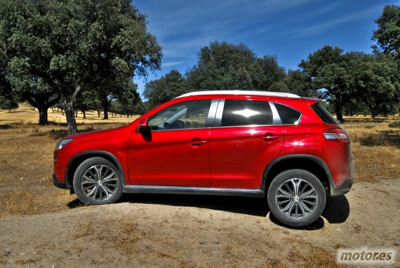 Peugeot 4008 offroad