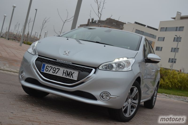 Peugeot 208 Peugeot 208