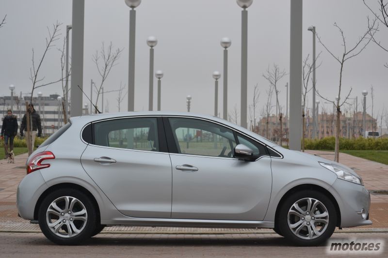 Peugeot 208 Peugeot 208