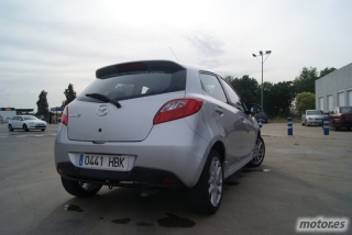 Mazda 2 trasera Mazda 2 trasera