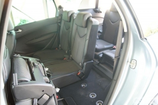 Interior nuevo Peugeot 308 SW